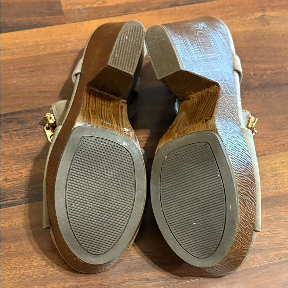 G by Guess Sailors Open-Toe Platform Heel Sandals – Size 10M